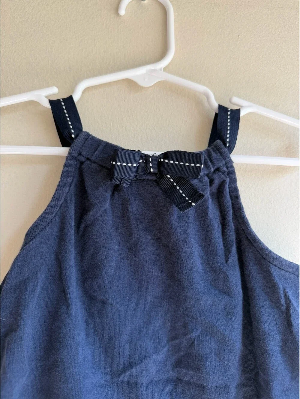 2010 Gymboree Girl Sitting With Dog At Beach Navy Top w/Bow Size 18-24mos